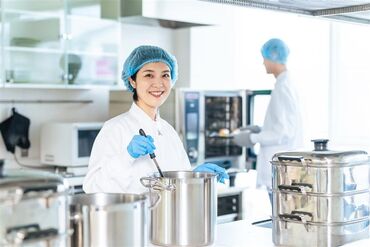 株式会社武蔵野 福岡工場 簡単な調理補助だから未経験でも始めやすい！
休憩室や個人ロッカーなど設備も充実で長く働ける環境です♪