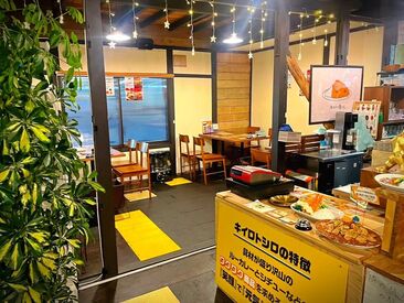飲食経験を活かしながら、新しいスキルも身につけられます♪
アットホーム店舗なので自分らしく働けます◎
※キイロトシロ