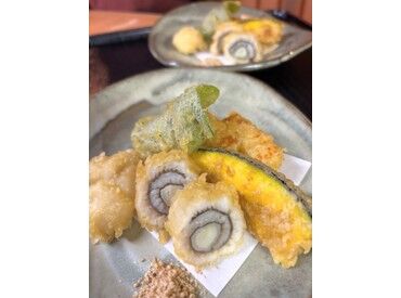 ＼丁寧な研修あり／
まずは皿洗いなど、簡単な作業からお任せ！
自分のペースで少しずつ慣れていってくださいね。