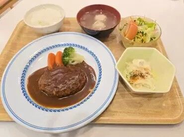 難しい調理は一切ないので、調理の経験は問いません◎
もちろん「好き！」「得意！」という方は大歓迎ですよ★