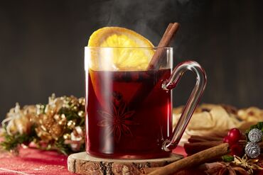 温かいホットワインをご提供!
クラムチャウダーとホワイトチョコも彩り☆彡