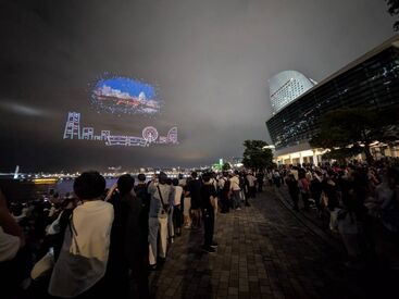 会場の盛り上がりを感じながら、楽しく稼げます♪
初バイトにもおすすめです！
バイトデビューやWワークのスタッフも多数★