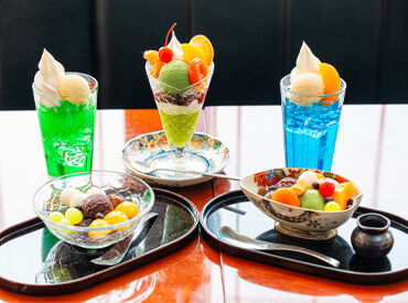 <食事補助あり>
あんみつやパフェ等
どこか懐かしい味が都会風のお店で楽しめる◎
カフェ飯menuも充実でお腹も満たせます♪