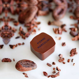 PIERRE MARCOLINI　名古屋店 世界中のショコラファンに愛されている
“ピエールマルコリーニ”の高級チョコレート！
社割でお得に購入もできますよ♪