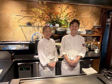 \スタッフ仲抜群です/
無料のまかないもご用意!
本格メニューが食べられます◎
オリジナルメニューが食べられることも…!?