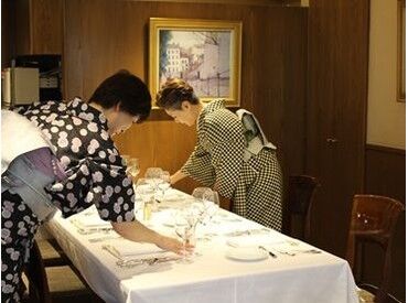 築地藤田 ＜築地駅から徒歩3分＞
時給1800円～＆交通費全額支給◎
週2日からシフト自由で働きやすさバッチリです！