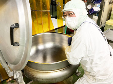 公共事業でやりがいバッチリ！
お店に商品が並んでいるのを見ると達成感も♪
自治体とも連携し、地域の食を守っています＊