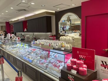 ヴィタメールは特別な日のお祝いから日常のちょっとした贅沢まで、幅広いシーンで楽しめる洋菓子店として愛されています♪