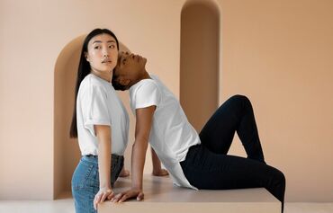 ファッション人材リンク株式会社【FJL】 ﾟ*｡☆ NEWスタッフ募集 ☆。*ﾟ
20～30代女性活躍中♪