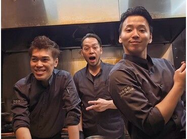 「学校以外にも仲間を作りたい」
「接客スキルやコミュニケーション力を身につけたい」
そんな方はぜひご応募ください◎