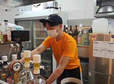 週1日＆3時間から勤務OK♪
マニュアル等がしっかりとしているから短時間でも大丈夫◎
未経験スタートも、串カツ田中なら安心！