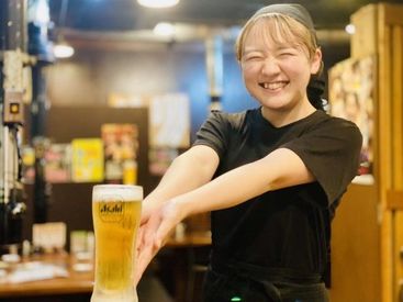 焼とん ひら松 ＼春のスタッフ大募集♪／
みんなイチからのスタート！
気になることは相談ください♪
あなたの希望もしっかり考慮します！