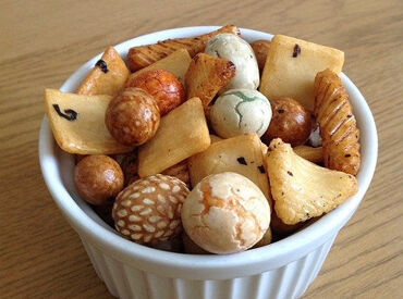 ファッション人材リンク株式会社【FJL】 ﾟ*｡☆ NEWスタッフ募集 ☆。*ﾟ
ギフトにも人気のSHOP
即日～長期勤務オッケー
カンタンお電話登録OK