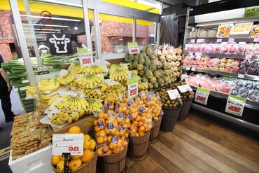 肉のハナマサ　市ヶ谷店 ＼未経験さん大歓迎／
まずは元気にご挨拶から♪
徐々にできることを
増やしていければOKです！