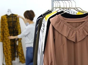 株式会社shoichi　玉出倉庫 女性スタッフ活躍中★
自分のペースで安定して働ける環境！
アパレルデビューにも最適です◎