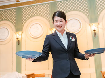 ホテルモントレ銀座 接客未経験からスタートした社員さんもいるから安心！
スタッフ同士も距離が近く、
スグ馴染めるから質問もしやすいですよ☆