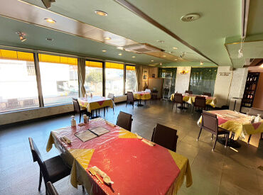 週1日/4h~OKです!
シフト提出も2週間毎で予定調整しやすい♪