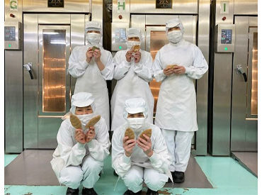 株式会社七洋製作所 ビッグキャッスル 《未経験スタート大歓迎！》
スタッフ同士は仲良く、楽しい雰囲気です◎
主婦さん多数活躍中で、話の合う方もできるかも！？