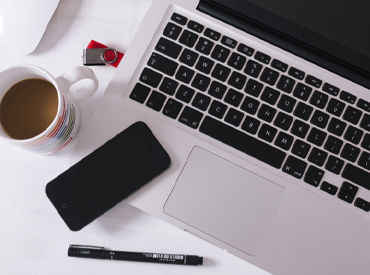 コールのお仕事が初めての方も大歓迎！
研修期間で事前にしっかりレクチャー＆困った時はすぐフォローします◎