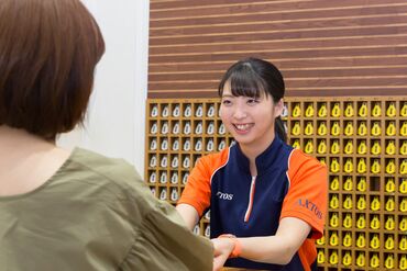 株式会社アクトス　アクトス芥見    （テニスクラブ芥見） 【アクトス芥見    （テニスクラブ芥見）】でのお仕事！