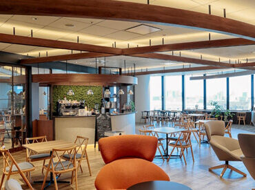 InnoBase CAFE （株式会社セゾンテクノロジー） オフィスビル内の店舗なので、
お客様は社員の方がほとんど◎
メニューはドリンクのみなので
難しい作業はありません♪*.゜