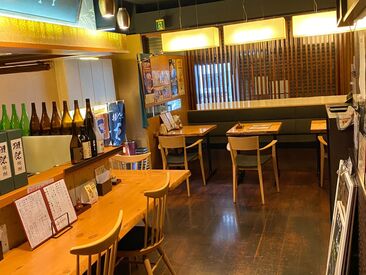 店内はこんな感じ♪
席数も丁度良いので、バタバタ走り回ることもないです◎
初バイトにぴったり！