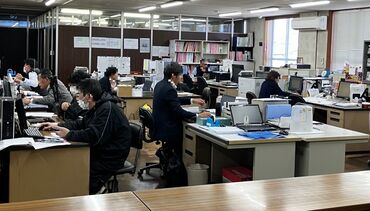 株式会社中部メイカン 未経験でもOK★難しい作業は無し！
先輩社員が丁寧に教えますよ♪