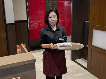 松阪牛焼肉　きらく本店 ブランド和牛をお手軽、お値打ちに♪
主婦・フリーターさんなど大活躍！
未経験もOK！友達もできるかも♪♪