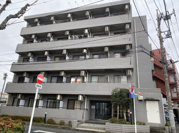 株式会社 エヌティーサービス（勤務地：練馬区中村南） 週3～4日の勤務です。
自分の時間もしっかり確保しながら
無理なく続けられるシフトです！
シニアや子育て中の方も安心♪