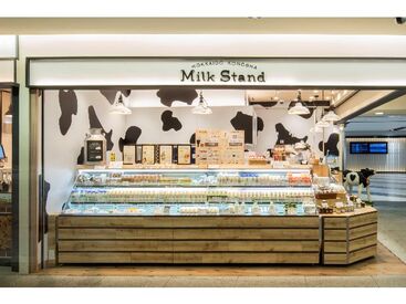 Milk Stand 北海道興農社 道内各地の牧場から直送された
安心安全な牛乳が味わえる『北海道産ミルク専門店』