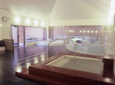 国民宿舎 サンロード吉備路 大学生さんや主婦さんが多数活躍中★*
未経験でも安心！お仕事いろいろ◎
まずは簡単な内容からスタート♪