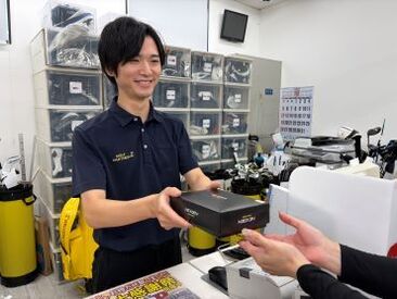 ゴルフパートナー 宝塚店 ゴルフ好きな方も。これから始めたい方も。大歓迎★
アットホームな雰囲気に「働きやすい！」の声多数！育休後復帰率も100％！