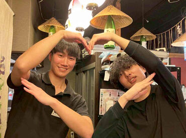大学生がメインの職場です♪
初バイト・バイトチェンジにも◎
「楽しく働きたい」ならココ！