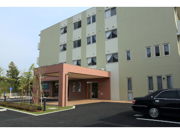 大袋ケアコミュニティそよ風 ＼正規フルタイム社員の募集です！／
30～50代を中心に、全世代のスタッフ在籍！
世代を超えて、自然と打ち解けられる職場です＊