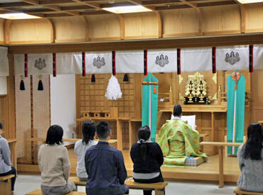 吉備津神社 《 U,I,Jターン歓迎のレアバイト 》
岡山で有名な「吉備津神社」のお仕事＊
本業と両立して土日だけ働きたい方も大歓迎◎