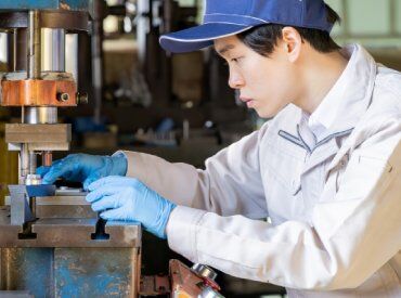 株式会社フジワーク 北大阪事業所 [勤務地：大阪府高槻市辻子] 「大丈夫？」「困ったことはない？」と
声を掛け合いながら業務を進めています◎
チームワーク抜群♪
※画像はイメージです