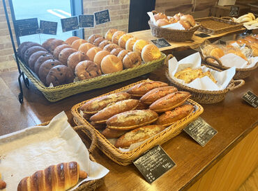 憧れのベーカリースタッフに♪
まずは簡単なことから◎
慣れたら”もくもくこつこつ”作業できる！