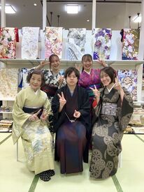 たから弥堺鳳店（アリオ鳳店2F） 単発なのでサクッとお小遣いが欲しい方にオススメ！
しかも簡単なのに高収入♪
給料は即現金手渡し☆
経験や資格も必要ナシ！