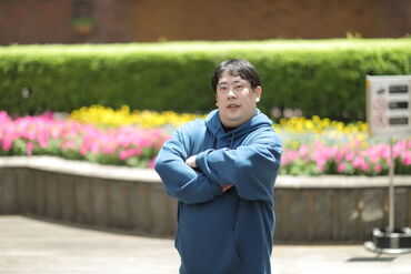 未経験でも挑戦可能です。
フラットで風通しの良い職場なので
わからないこともスグ質問できます◎