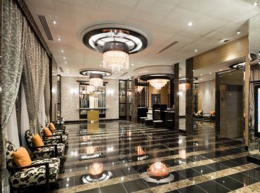 アパホテル（APA HOTEL）〈千葉駅前〉 ＼スキマ時間を有効活用／
高時給だから効率よく稼げる！
昇給/社保完備/正社員登用
…大手ならではの高待遇◎