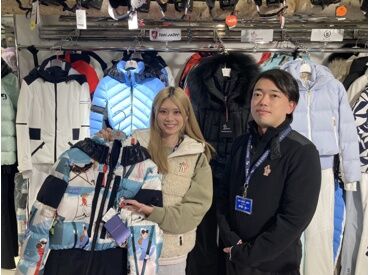 SKI SHOP JIRO 青山 ＼全品社割で25%OFFで買えます◎／
他のウインタースポーツアパレル店とはちょっと違う?!
オシャレな商品がとても多いSHOPです♪