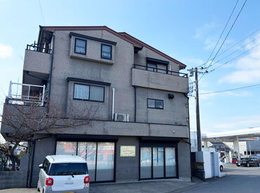 春野のびる ひばり（特定非営利活動法人さいたま市学童保育の会） 【春野のびる学童ひばりクラブ】
大学生活躍中◎子どもたちと全力で一緒に遊んで、スタッフ一同和気あいあいとした雰囲気です！