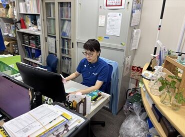 スタッフ同士が協力し合い、
和やかな雰囲気で働きやすい職場です♪