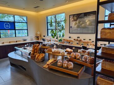 VAGOT (ヴァゴット) オシャレな店内にふわっと香るパンの匂いがたまらない♪
従業員割引でお得に購入も可能です◎