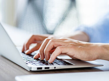 株式会社Ａ－Ｔｒｕｓ関西　※勤務地：大阪府柏原市円明町 『登録したら絶対転職しないといけないですか…？』
⇒まずは登録・ヒアリング・相談だけでも歓迎です！
※写真はイメージ