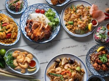 客席のないレストラン　元住吉 ★学生さん大歓迎★
未経験や初バイトも大歓迎♪
優しい先輩が丁寧に教えるのでご安心を◎