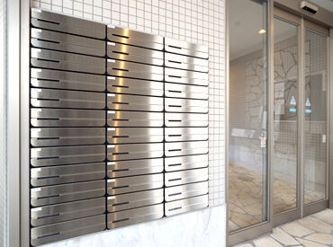 -●安心してスタート●-
マンションの管理人に事前に連絡してあり、ポスティング中に苦情を言われることもなし♪
※イメージ画像