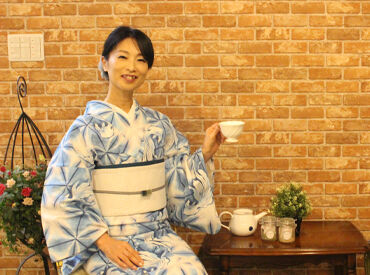 ＼応募理由は何でもOK／
自分で着物が着られるようになりたい、
着物を着て仕事をしたい…など、どんな理由も歓迎◎
