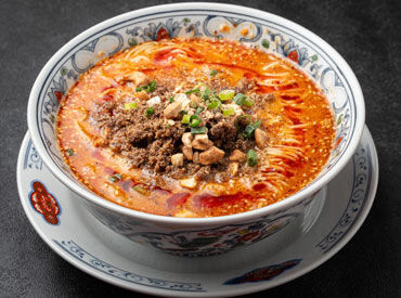 たんたん亭　175°DENO 未経験の方も大歓迎♪
安心・丁寧な研修サポートがあるので
どなたでもお気軽にご応募ください◎