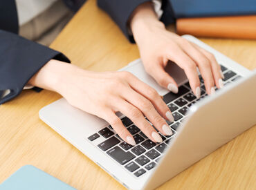 経験・学歴不問!勤務開始日も相談に応じますので、
「今すぐは難しいけど…」という方も気軽にご相談ください◎
※イメージ画像